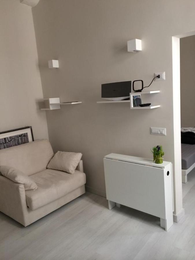 Savelli Apartment Old Town - Near Navona Place Рим Экстерьер фото